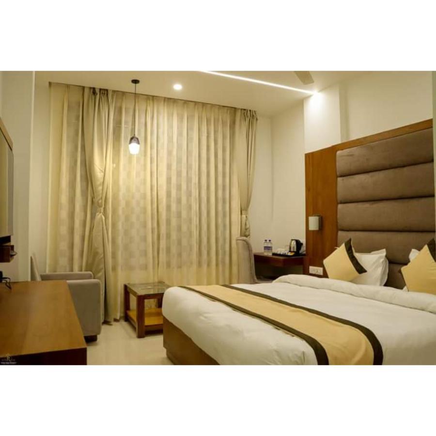 Hotel Prime Residency Chhatarpur Ngoại thất bức ảnh